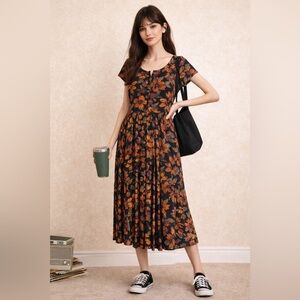VINTAGE Pleated Midi Dress Plus Size SM* Black Floral 90's Dark Romance Feminine